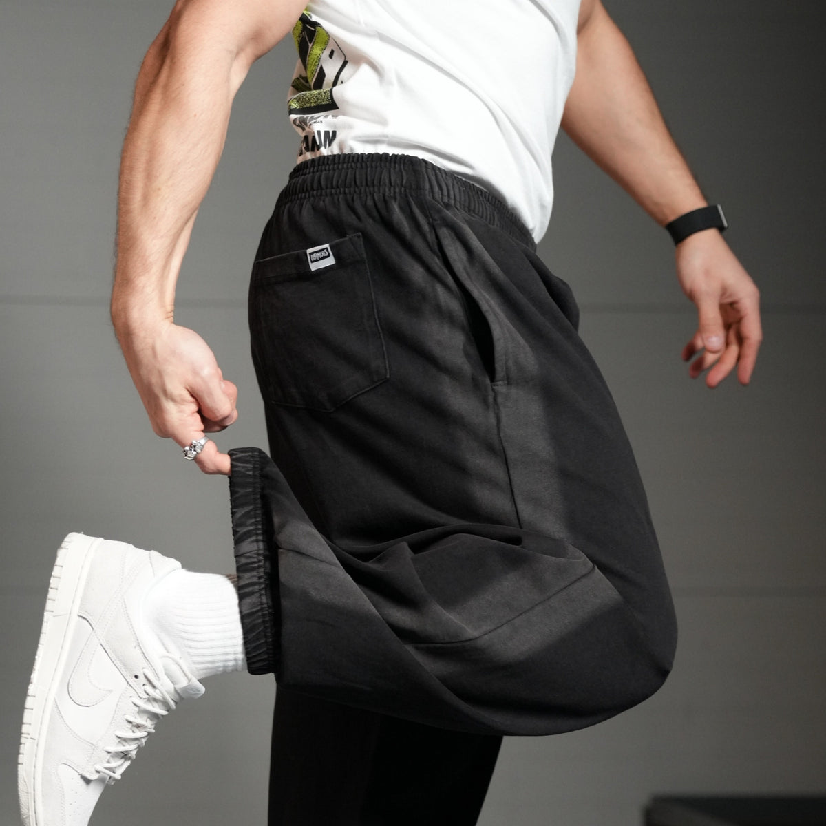 CORE JOGGER - BLACK WASH