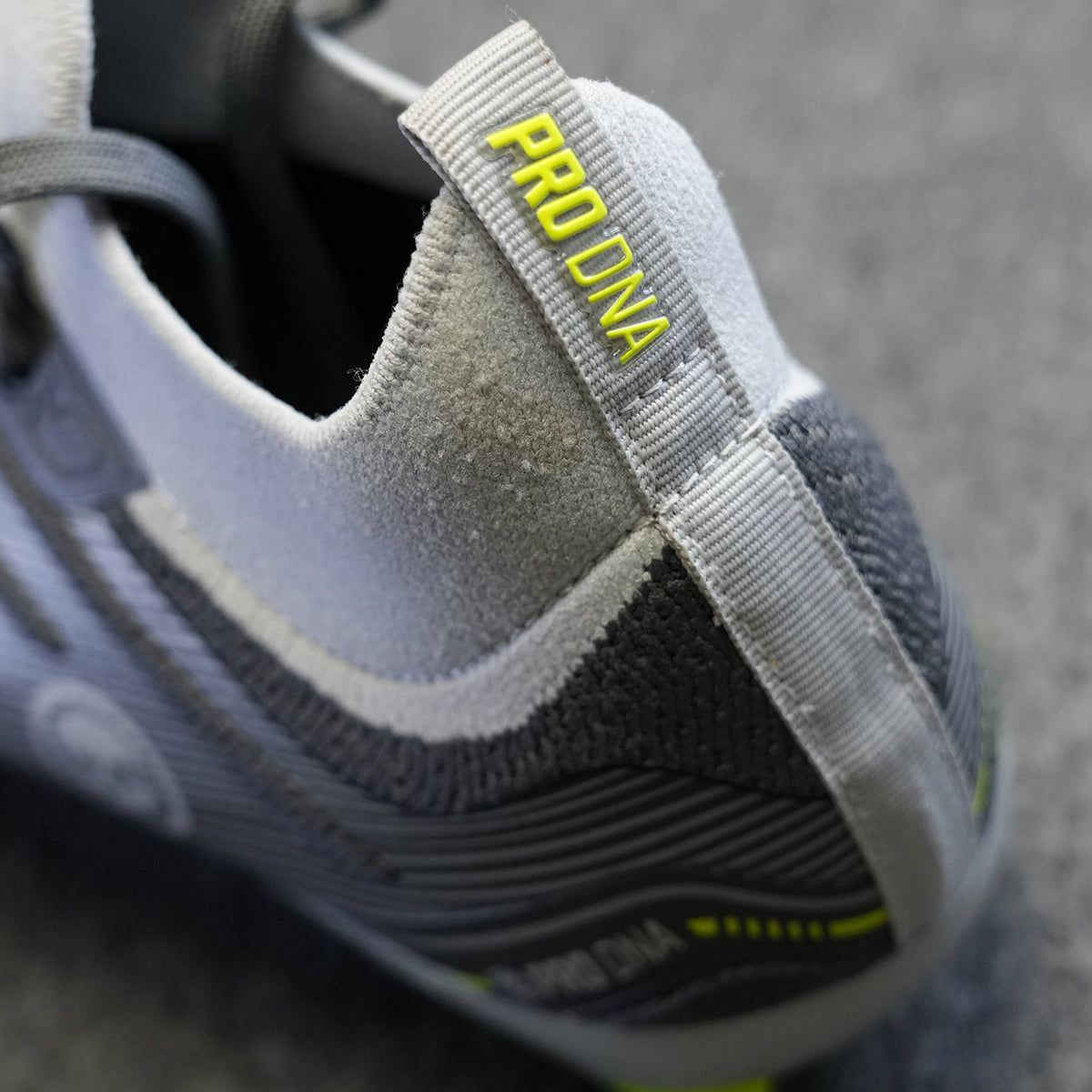PRO DNA™ VOLTRAX CLEATS - GRAY