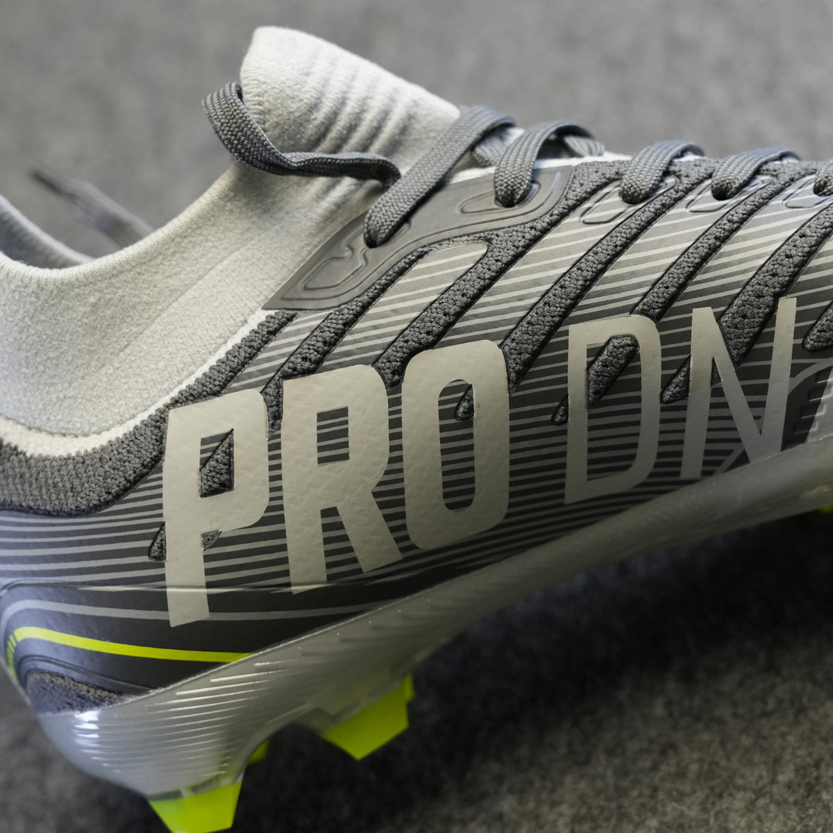 PRO DNA™ VOLTRAX CLEATS - GRAY