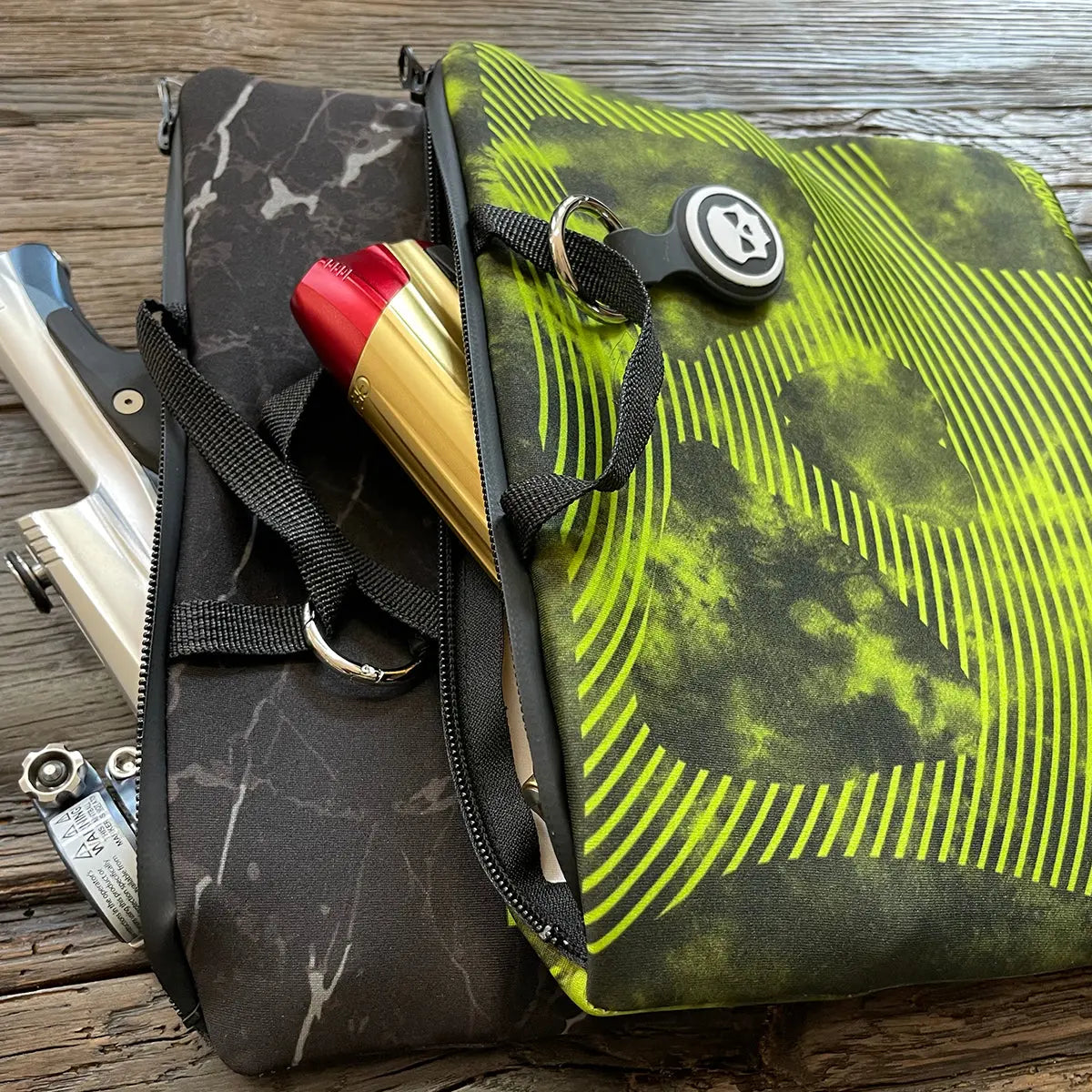 INFAMOUS AIRTAG HOLDER CLIP Infamous Paintball